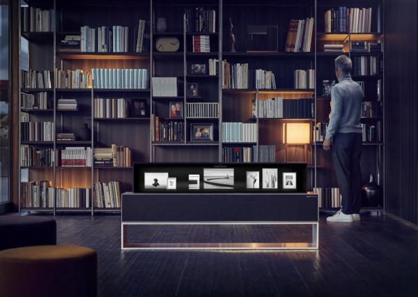 CES 2019: LG presenta il primo televisore OLED arrotolabile