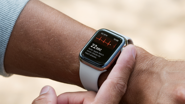 Apple Watch salvavita, un giovane scopre patologia cardiaca grazie allo smartwatch